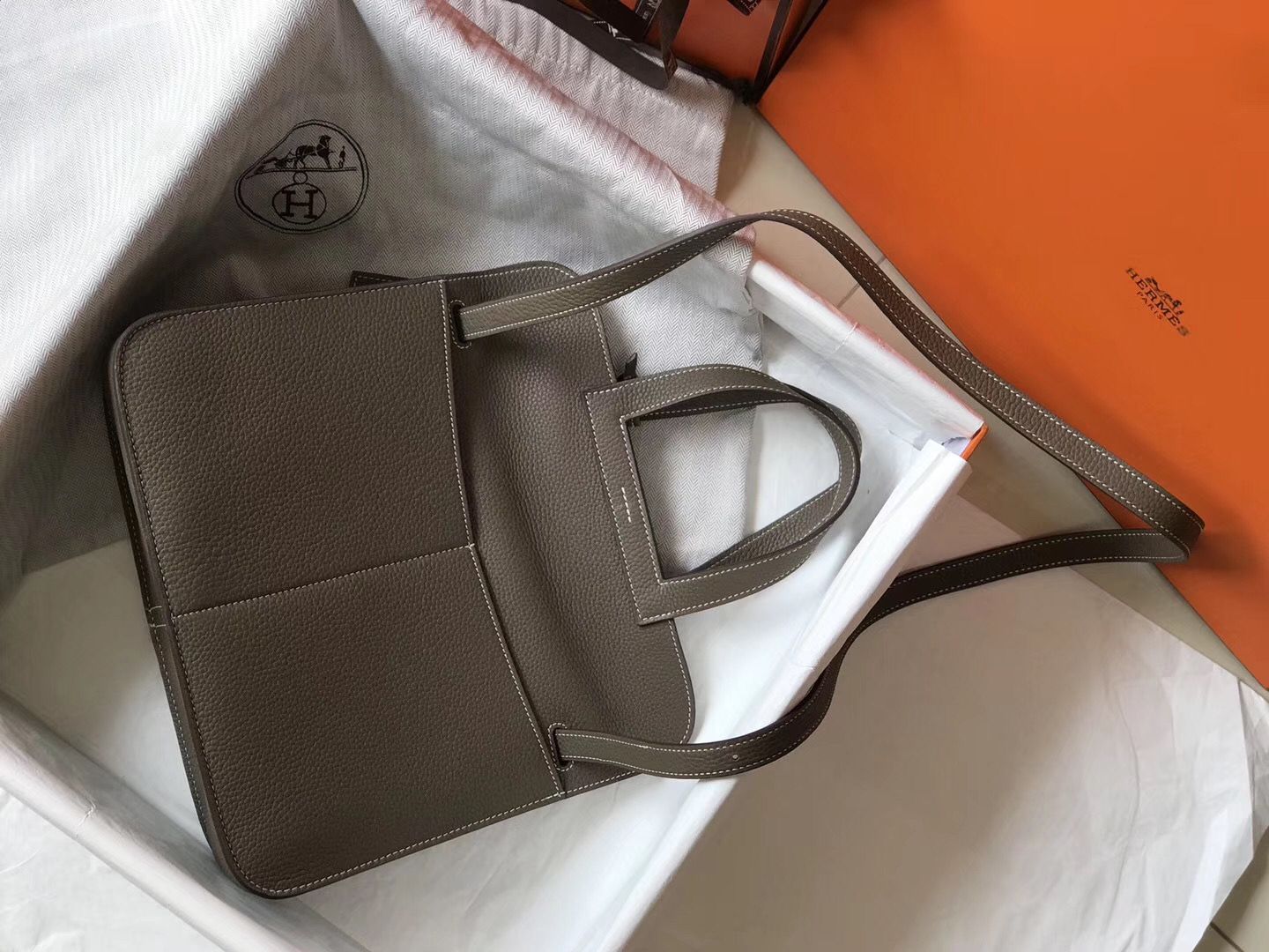 Hermes Halzan 31cm Bag In Taupe Clemence Leather - Image 6