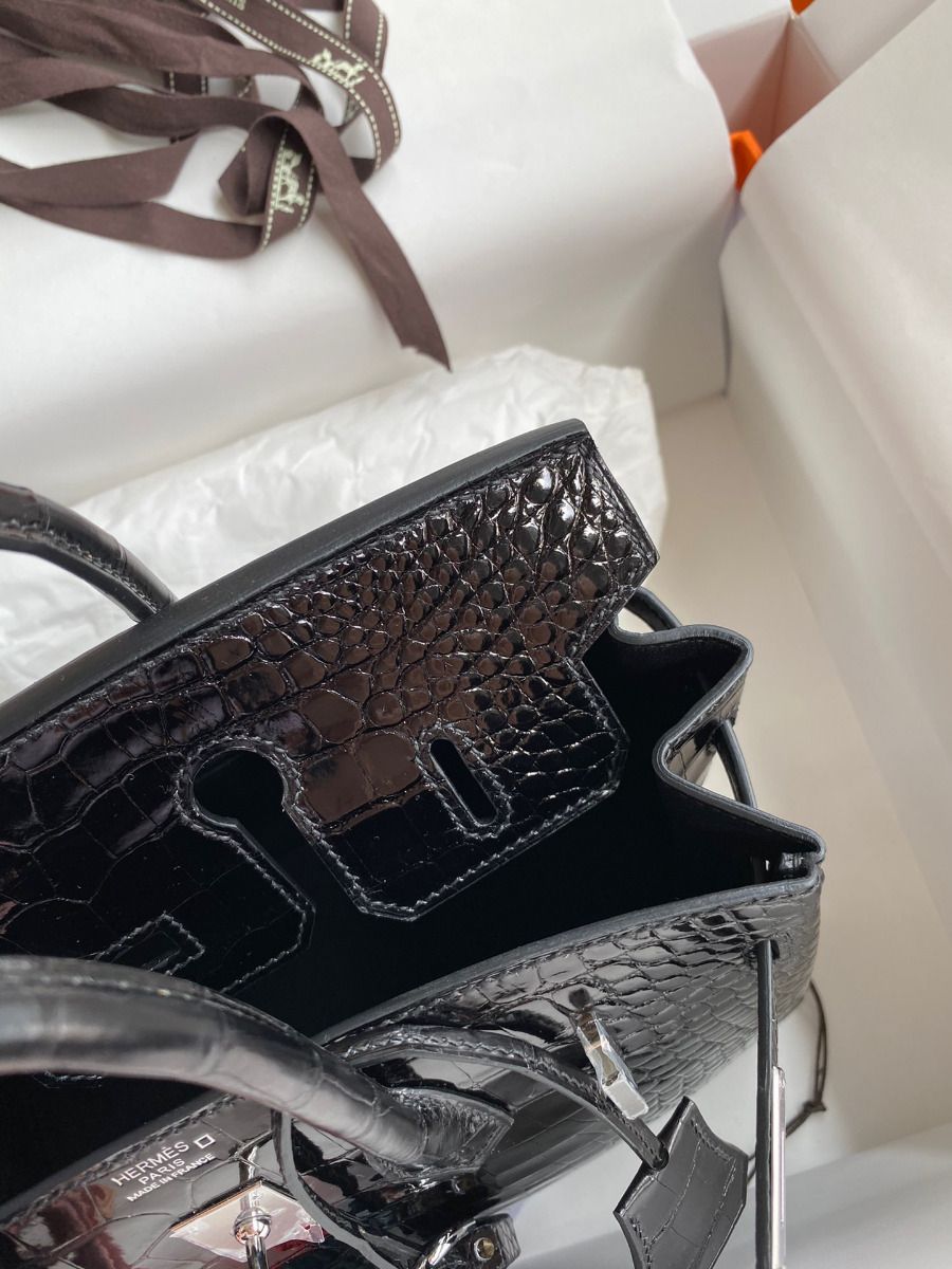 Hermes Birkin 25 Retourne Handmade Bag In Black Shiny Alligator Leather - Image 9