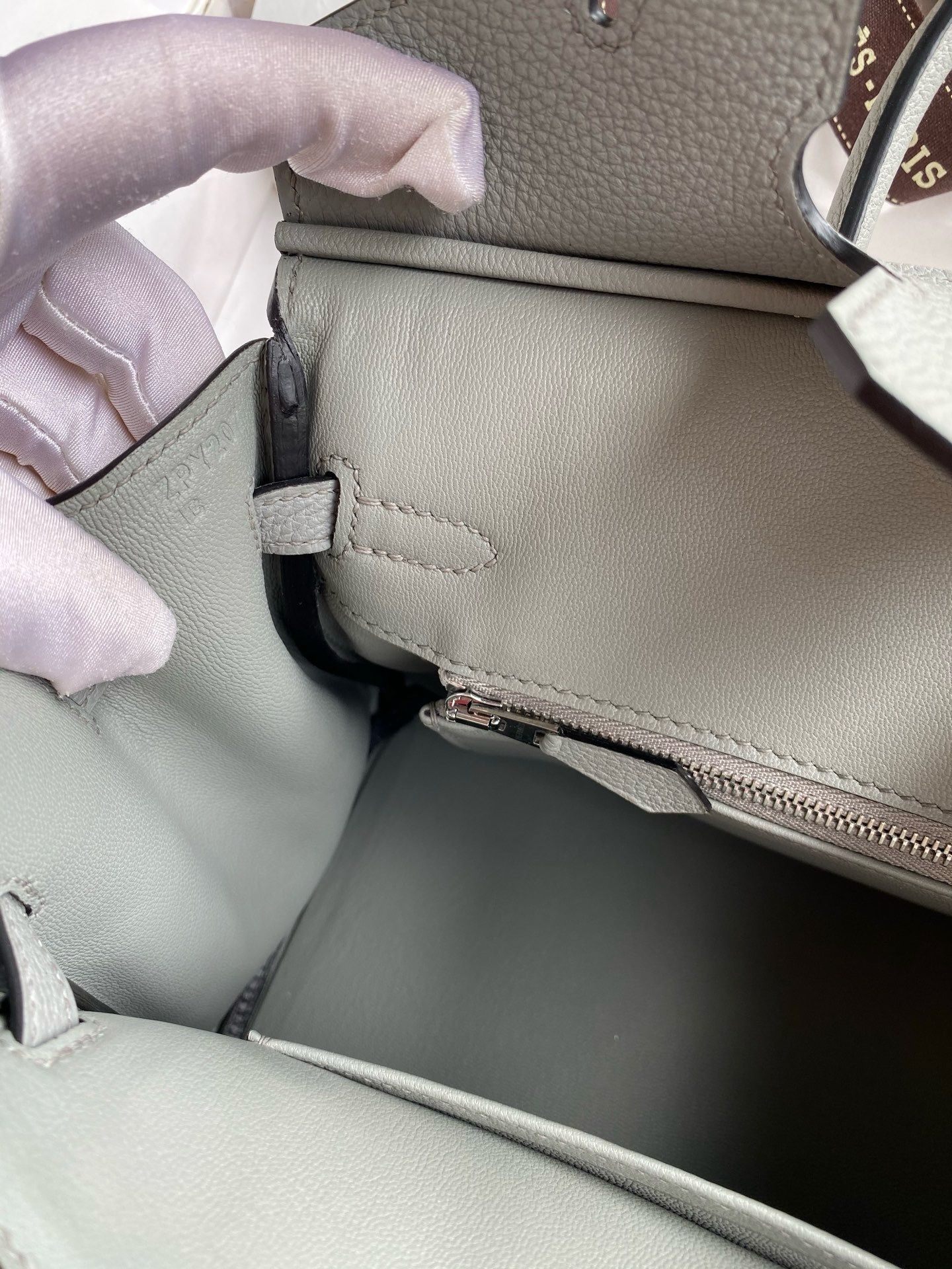 Hermes Birkin 25 Retourne Handmade Bag in Gris Mouette Clemence Leather - Image 10