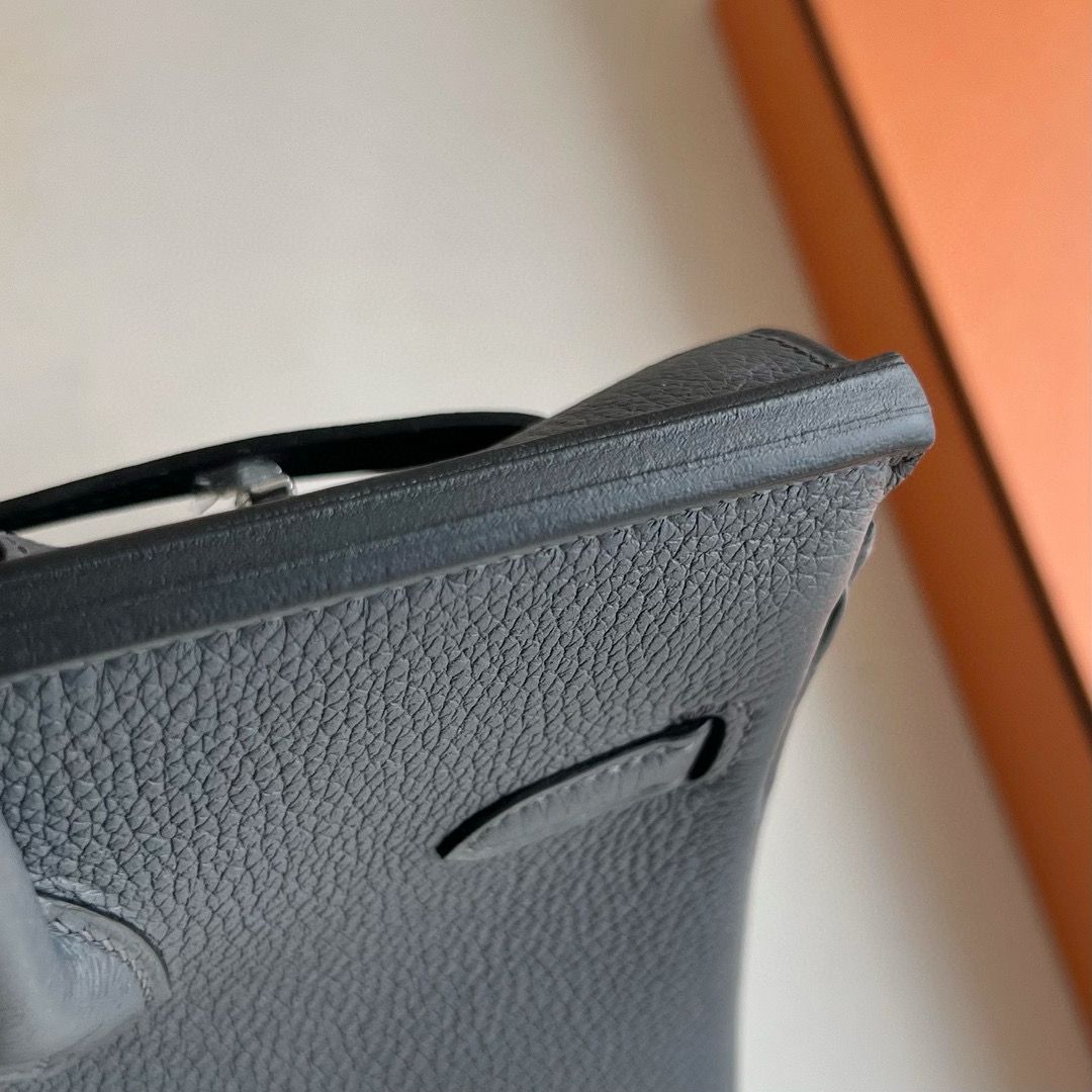 Hermes Birkin 25 Retourne Handmade Bag in Gris Misty Clemence Leather - Image 6