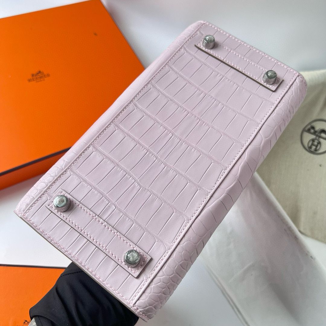 Hermes Birkin 25 Sellier Handmade Bag in Mauve Pale Matte Alligator Leather - Image 8