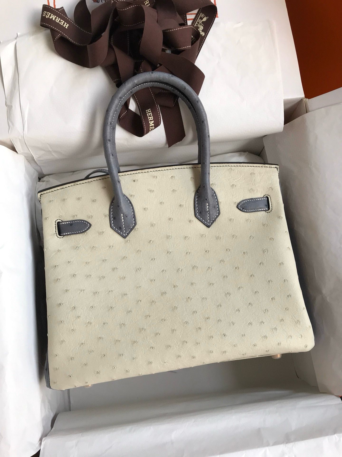 Hermes HSS Birkin 30 Bicolor Bag in Beton and Gris Agate Ostrich Leather - Image 3
