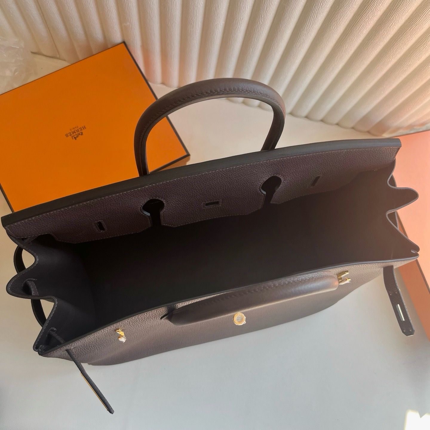 Hermes Birkin 40 Retourne Handmade Bag in Ebene Clemence Leather - Image 3