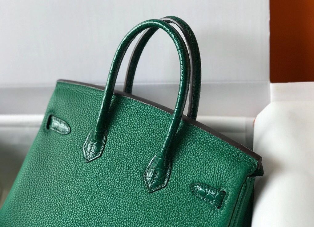 Hermes Touch Birkin 25cm Limited Edition Green Bag - Image 5