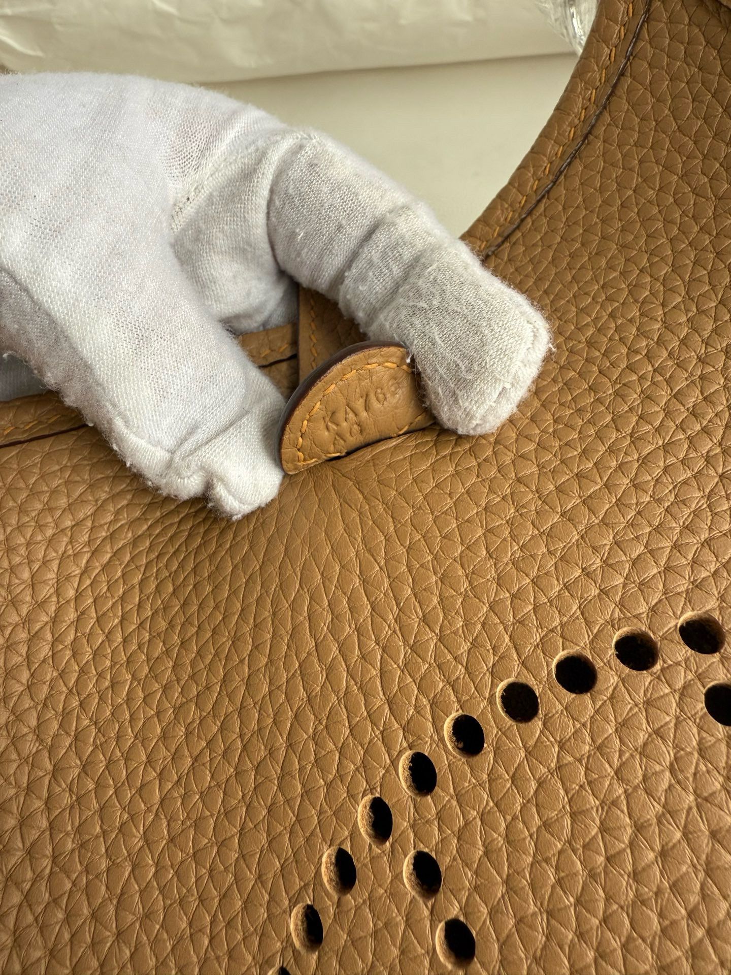 Hermes Evelyne Mini Handmade Bag in Chai Clemence Leather - Image 7