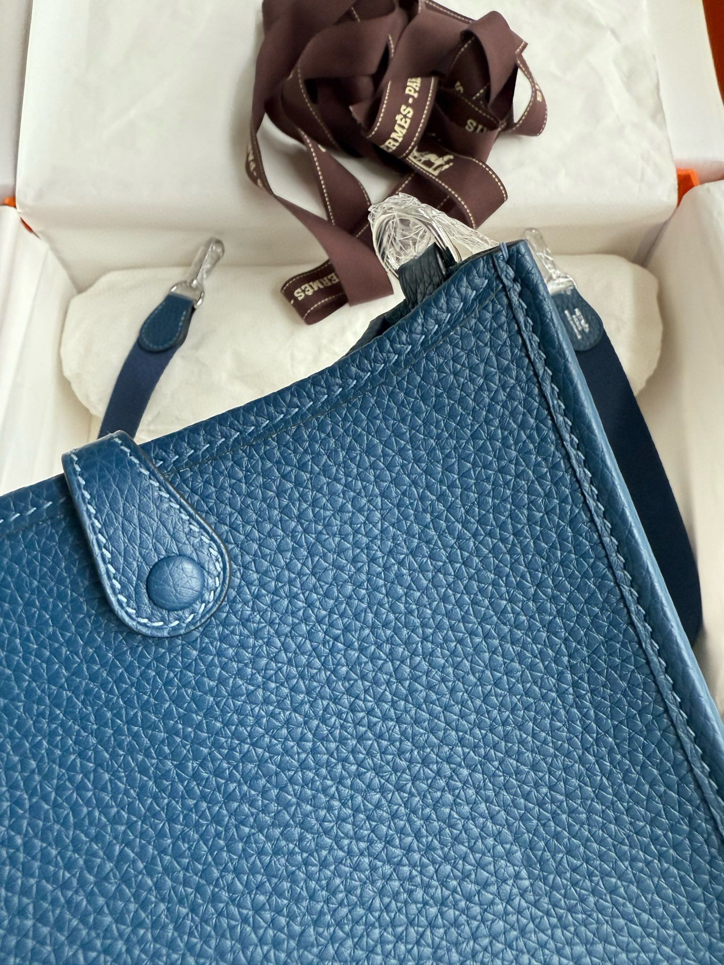 Hermes Evelyne Mini Handmade Bag in Deep Blue Clemence Leather - Image 8