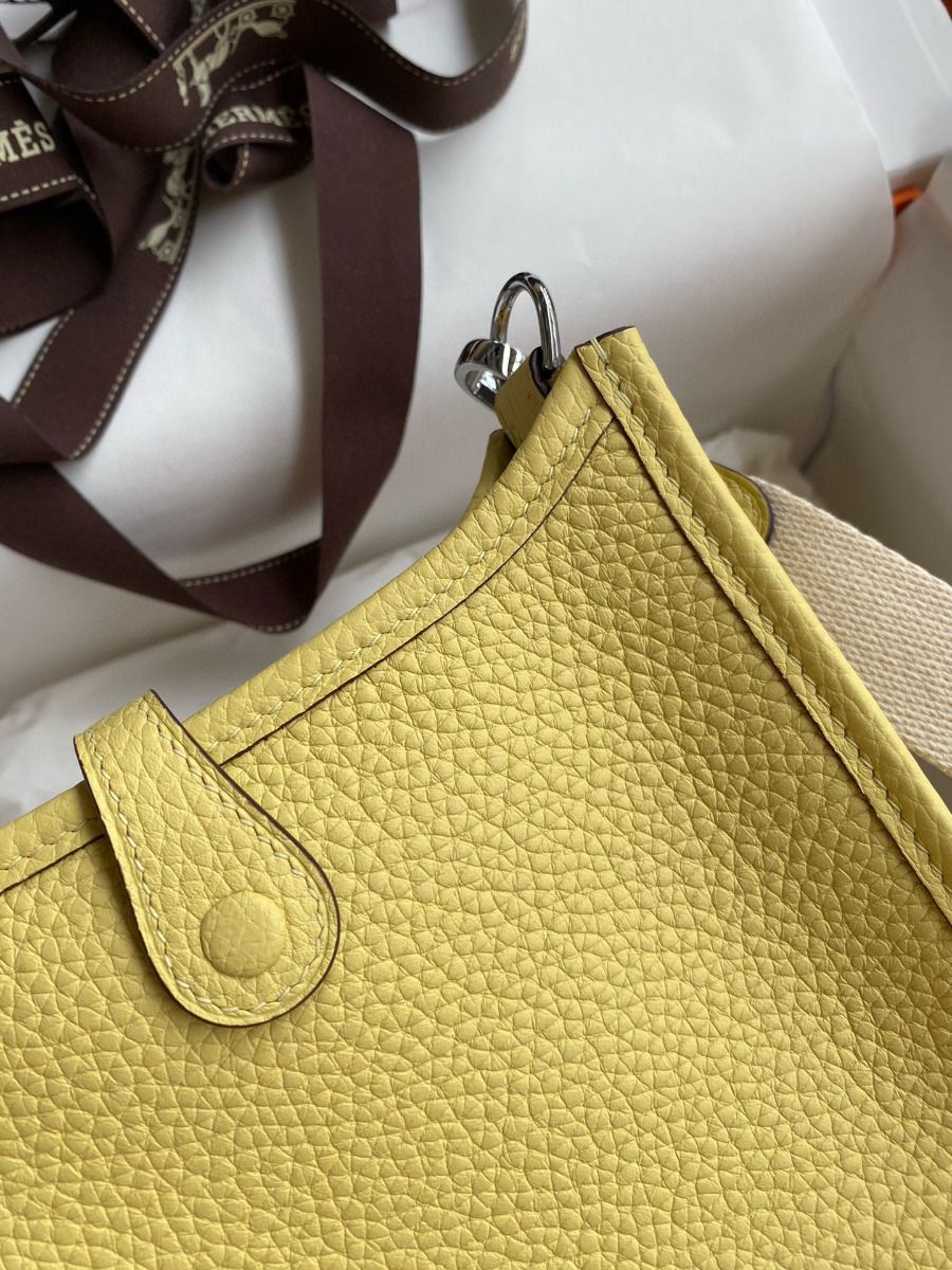 Hermes Evelyne Mini Handmade Bag in Jaune Poussin Clemence Leather - Image 7