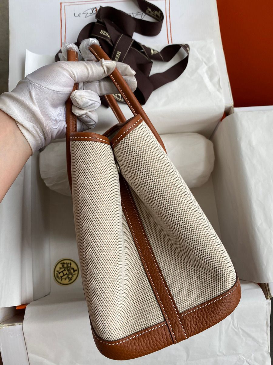 Hermes Garden Party 30 Handmade Bag in Toile and Gold Leather - Image 3