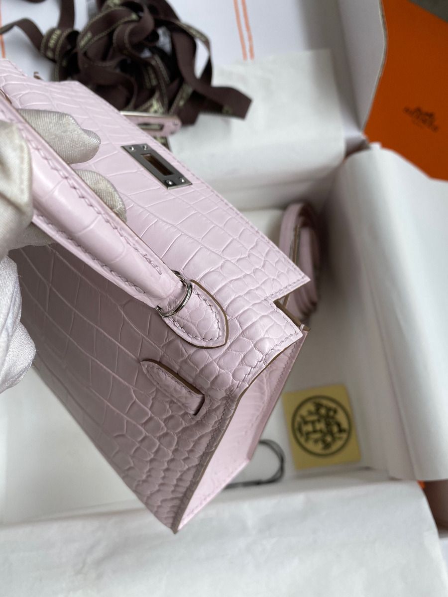 Hermes Kelly Mini II Sellier Handmade Bag In Mauve Pale Matte Alligator Leathe - Image 8
