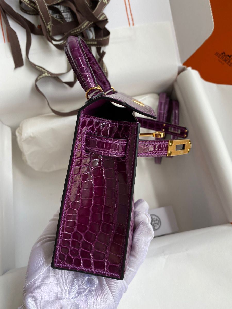 Hermes Kelly Mini II Sellier Handmade Bag In Purple Shiny Alligator Leather - Image 7