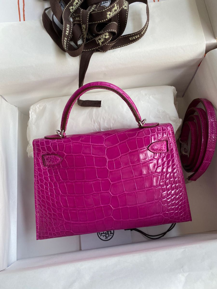 Hermes Kelly Mini II Sellier Handmade Bag In Rose Scheherazade Shiny Alligator Leather - Image 3