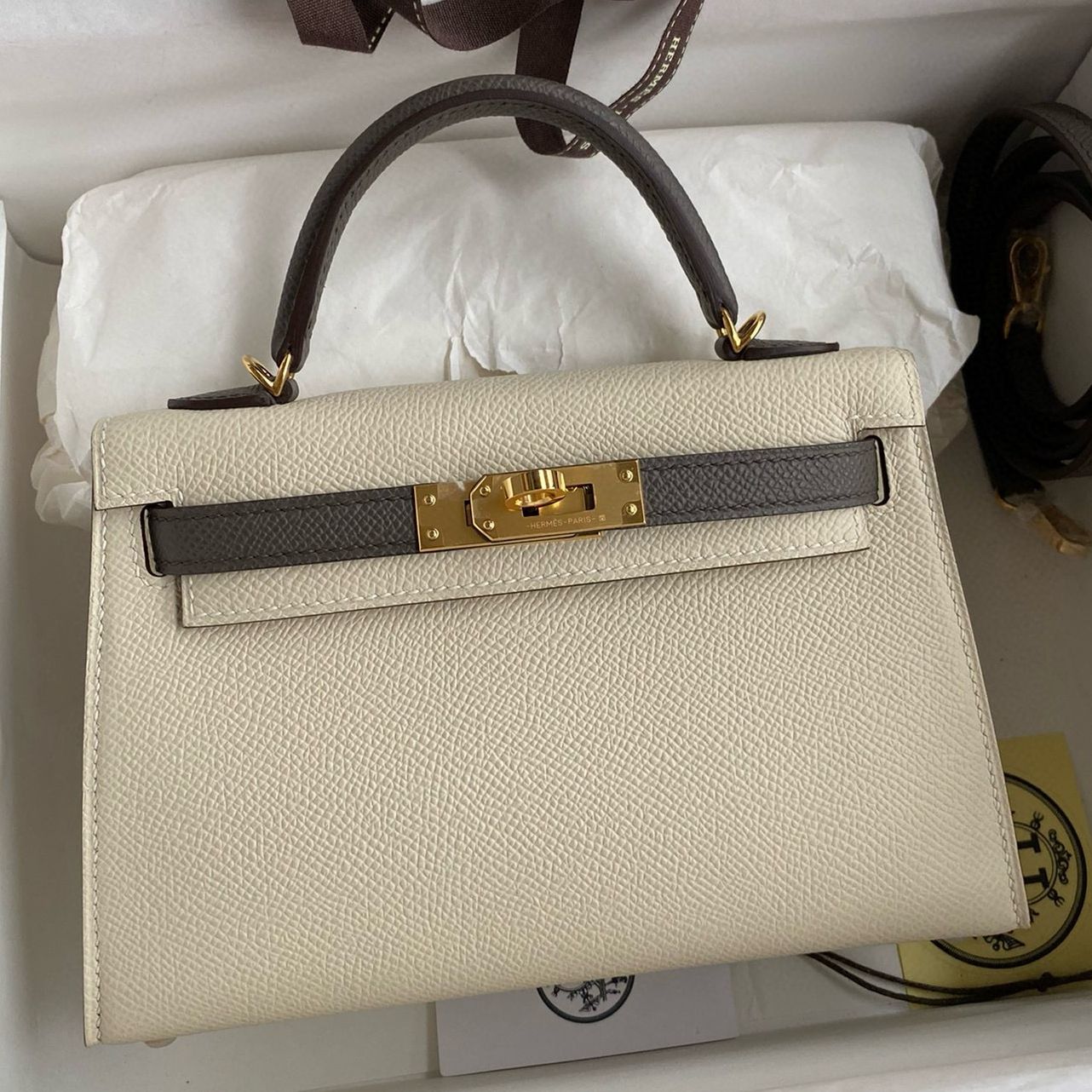 Hermes Kelly Mini II Sellier Bicolor Handmade Bag in Craie and Etain Epsom Calfskin