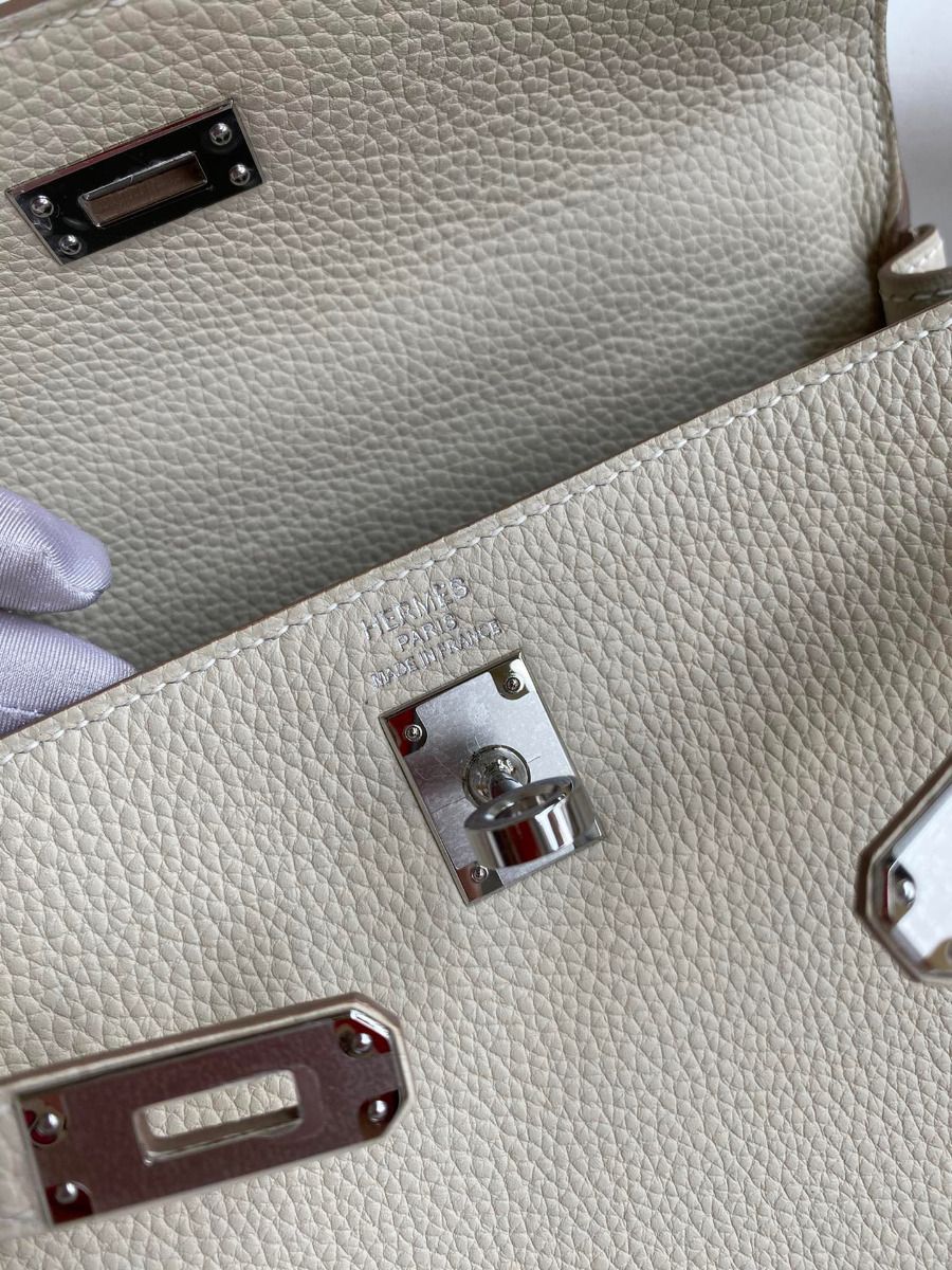 Hermes Kelly Retourne 25 Handmade Bag In Craie Clemence Leather - Image 8