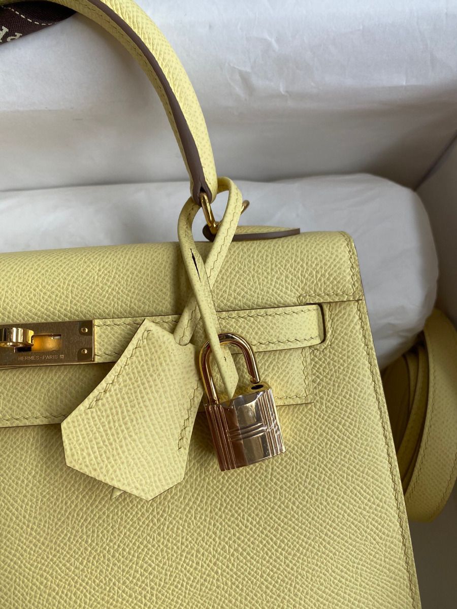 Hermes Kelly Sellier 25 Handmade Bag In Jaune Poussin Epsom Calfskin - Image 4