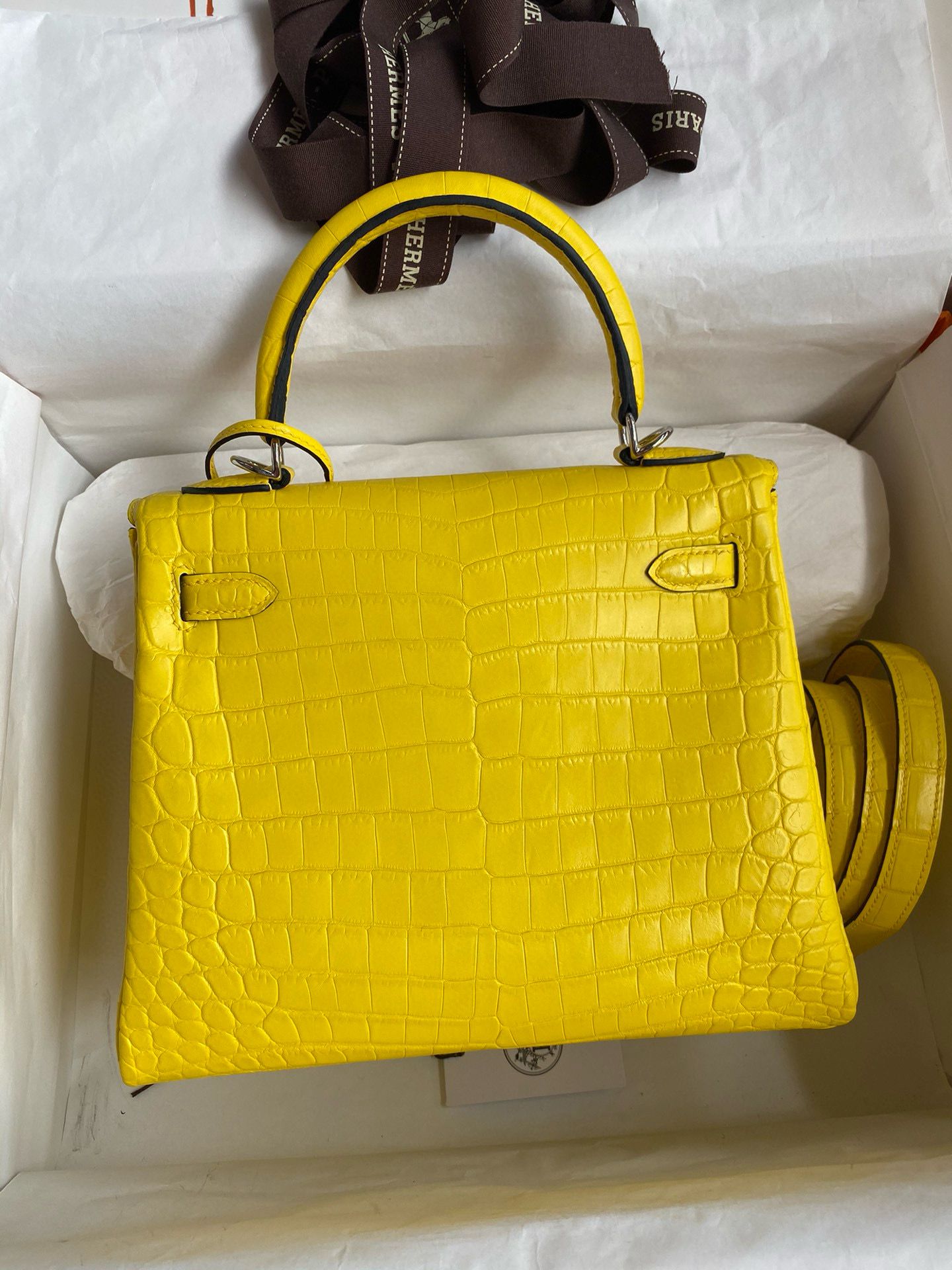 Hermes Kelly Retourne 25 Handmade Bag in Mimosa Crocodile Niloticus Matte Skin - Image 3