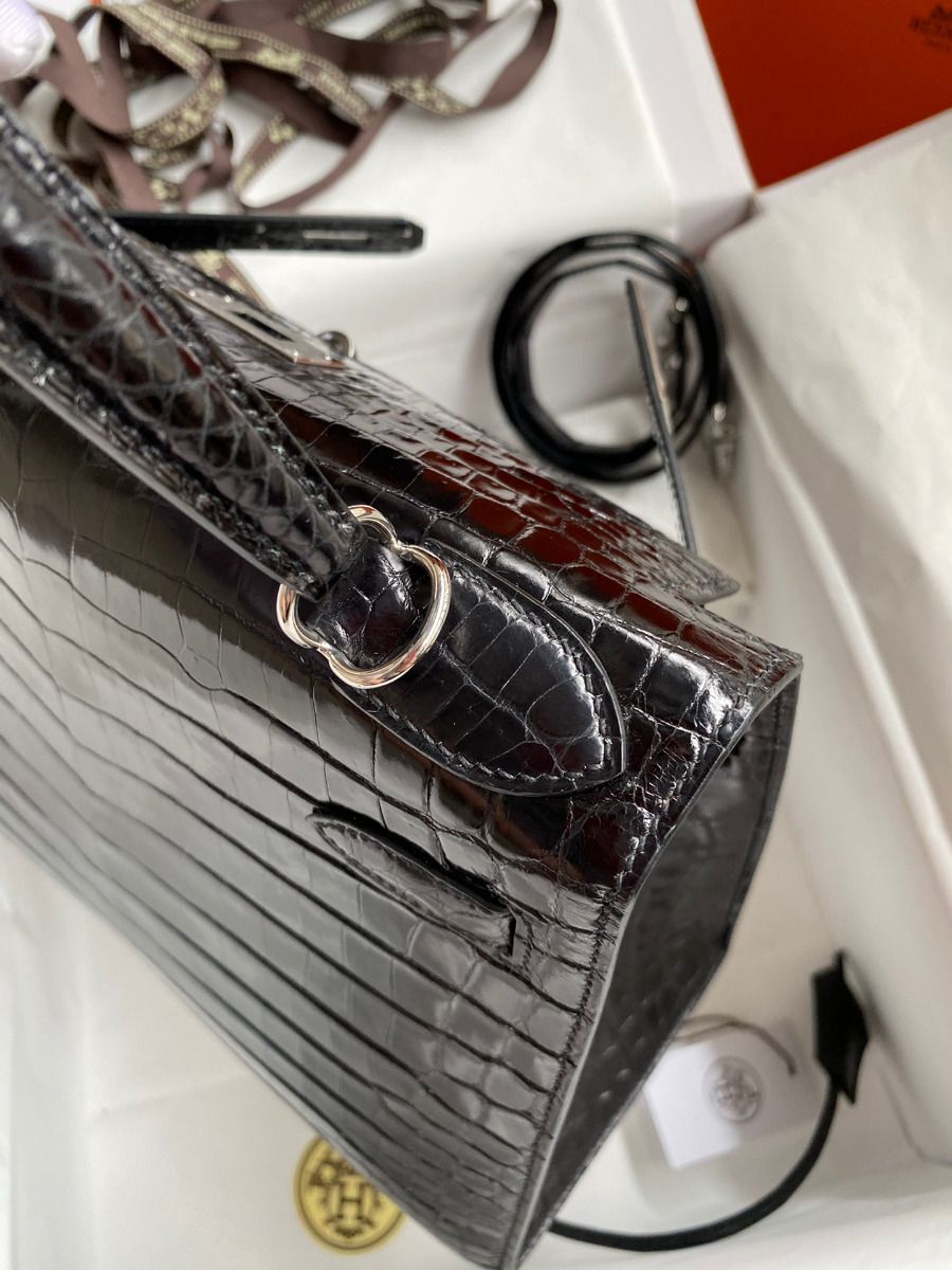 Hermes Kelly Sellier 28 Handmade Bag In Black Crocodile Niloticus Shiny Skin - Image 7