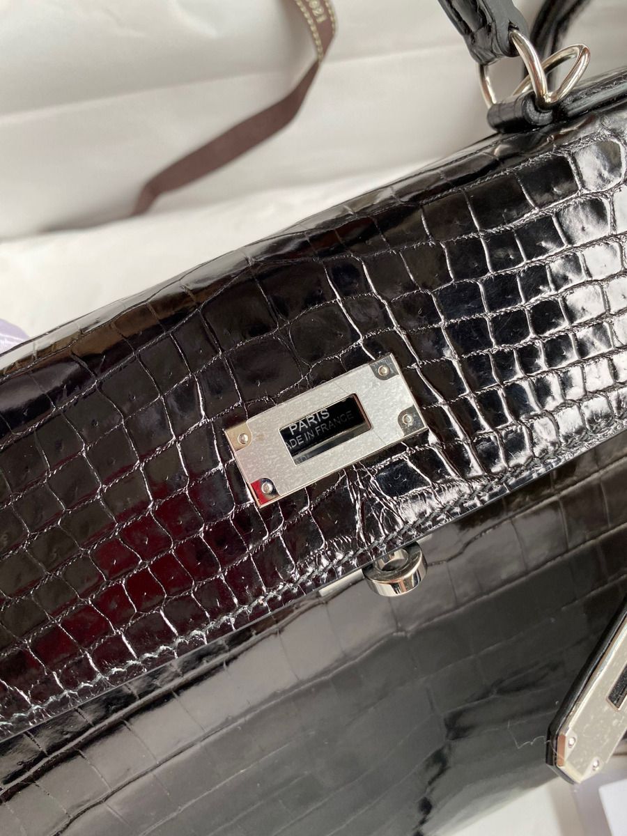 Hermes Kelly Sellier 28 Handmade Bag In Black Crocodile Niloticus Shiny Skin - Image 10