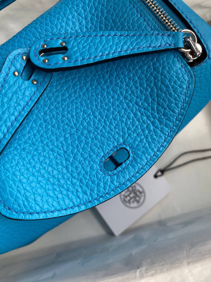 Hermes Mini Lindy Handmade Bag In Blue Frida Clemence Leather - Image 6
