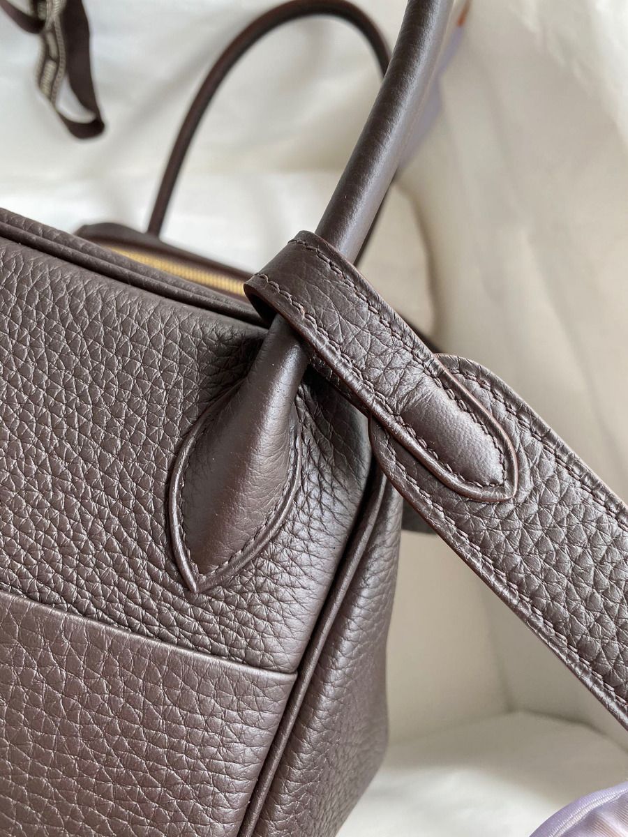 Hermes Lindy 26 Handmade Bag In Ebene Clemence Leather - Image 5