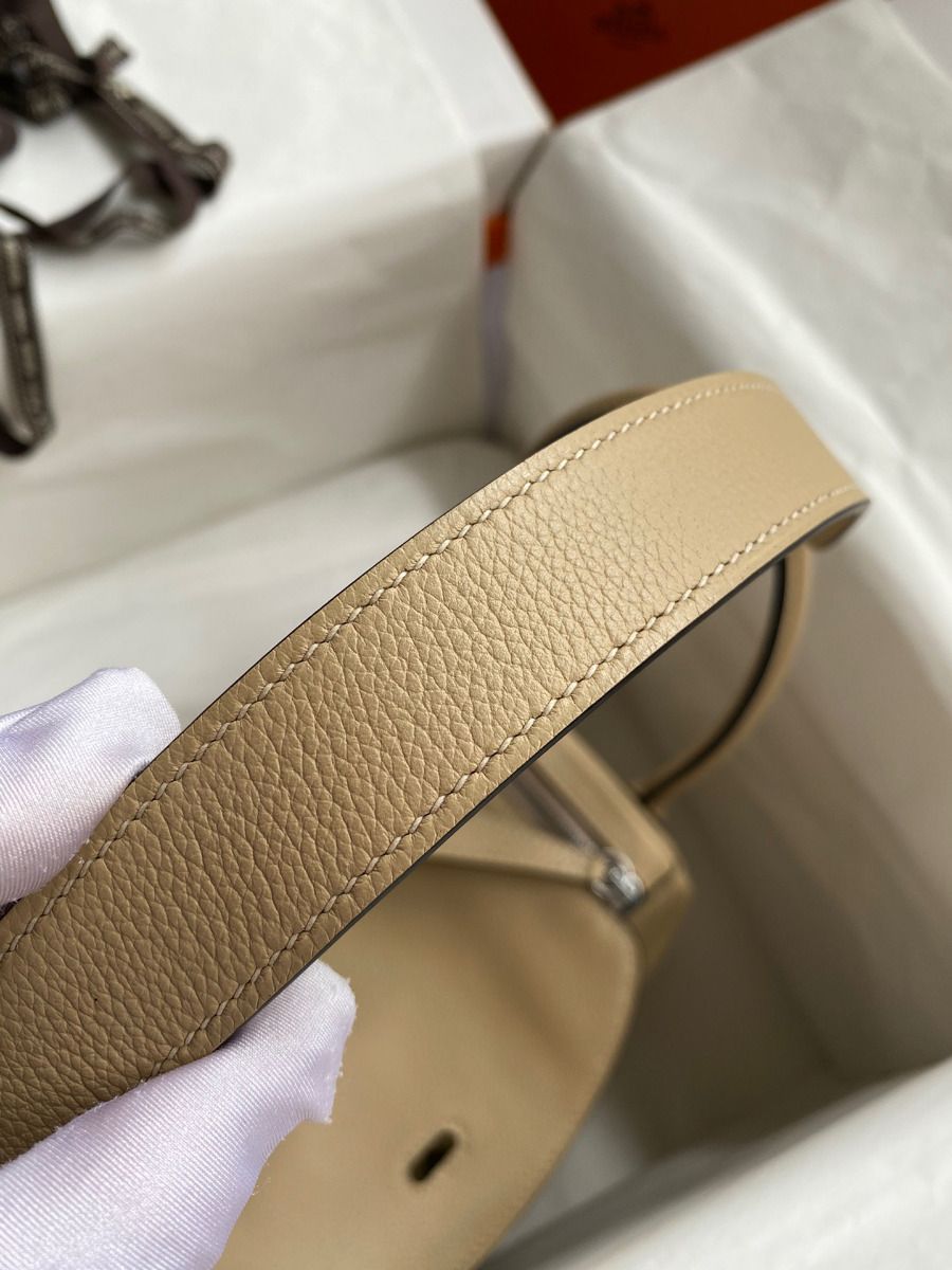 Hermes Lindy 26 Handmade Bag In Trench Clemence Leather - Image 8