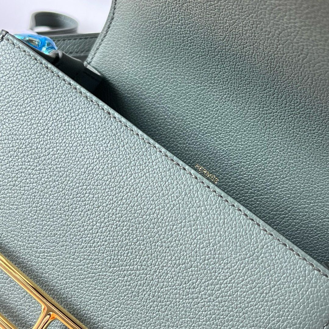 Hermes Roulis Mini 18 Bag in Vert Amande Evercolor Calfskin - Image 8