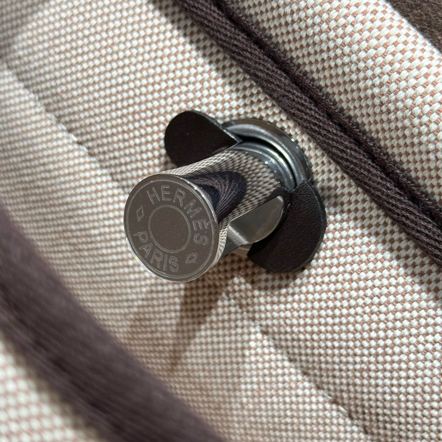 Hermes Herbag Zip 20 Bag in Canvas and Ebene Hunter Calfskin - Image 13