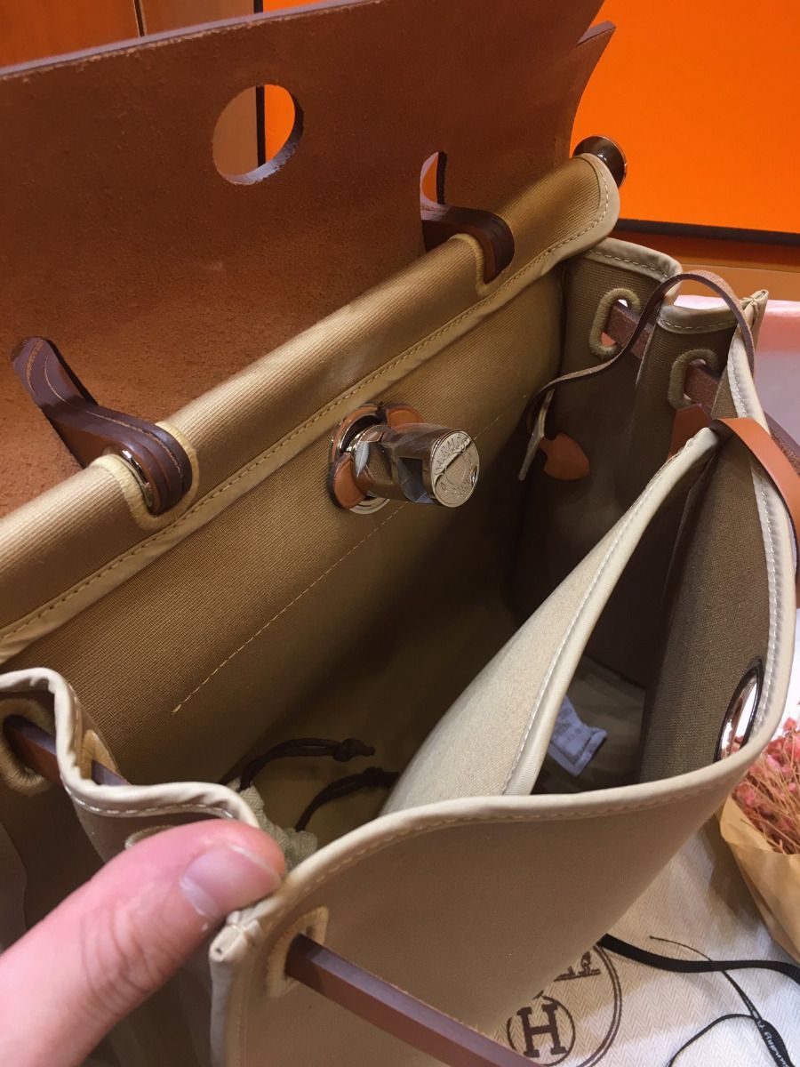 Hermes Herbag Zip 31cm Bag In Brown And Beige - Image 6