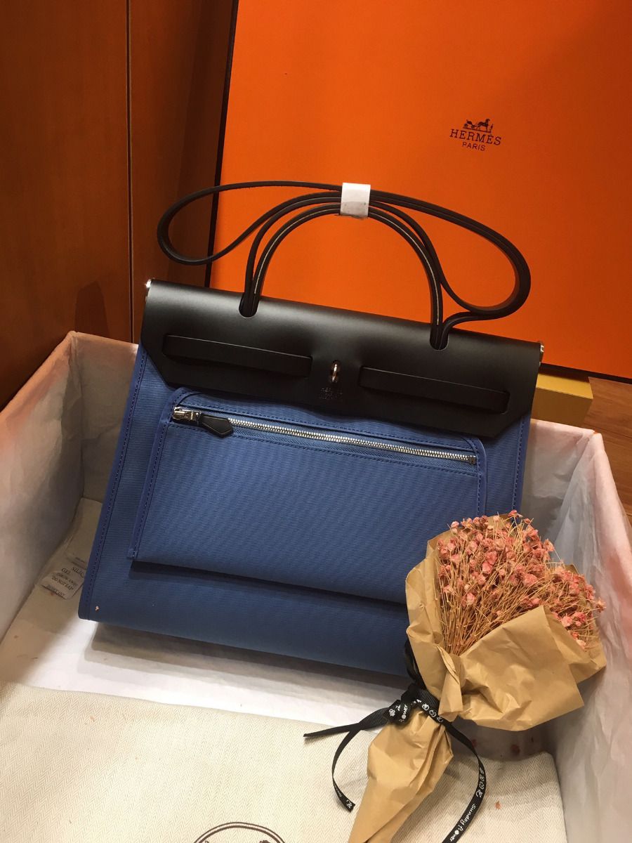 Hermes Herbag Zip 31cm Bag In Black And Blue - Image 3