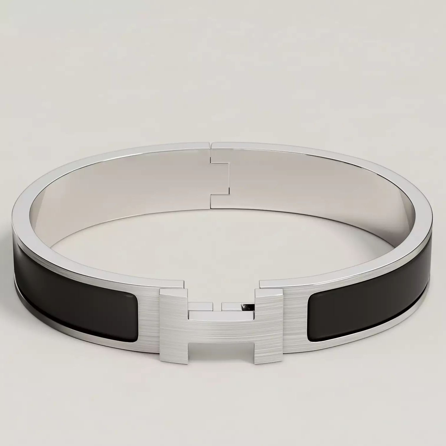 Hermes Black Enamel Clic HH Bracelet - Image 3