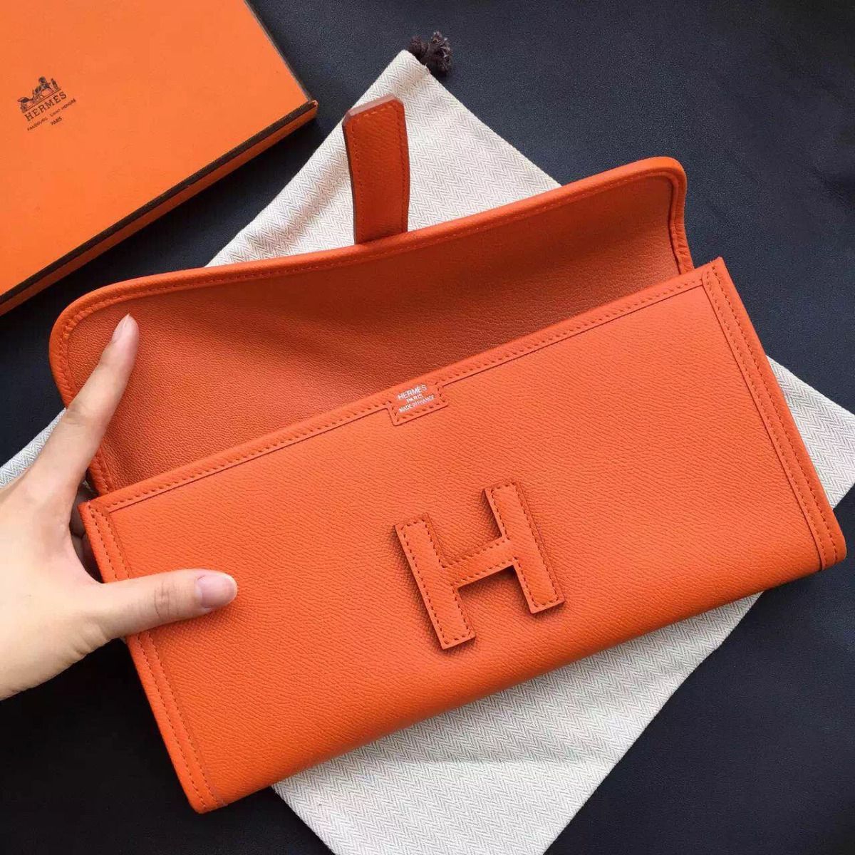 Hermes Jige Elan 29 Clutch Bag In Orange Epsom Calfskin - Image 6