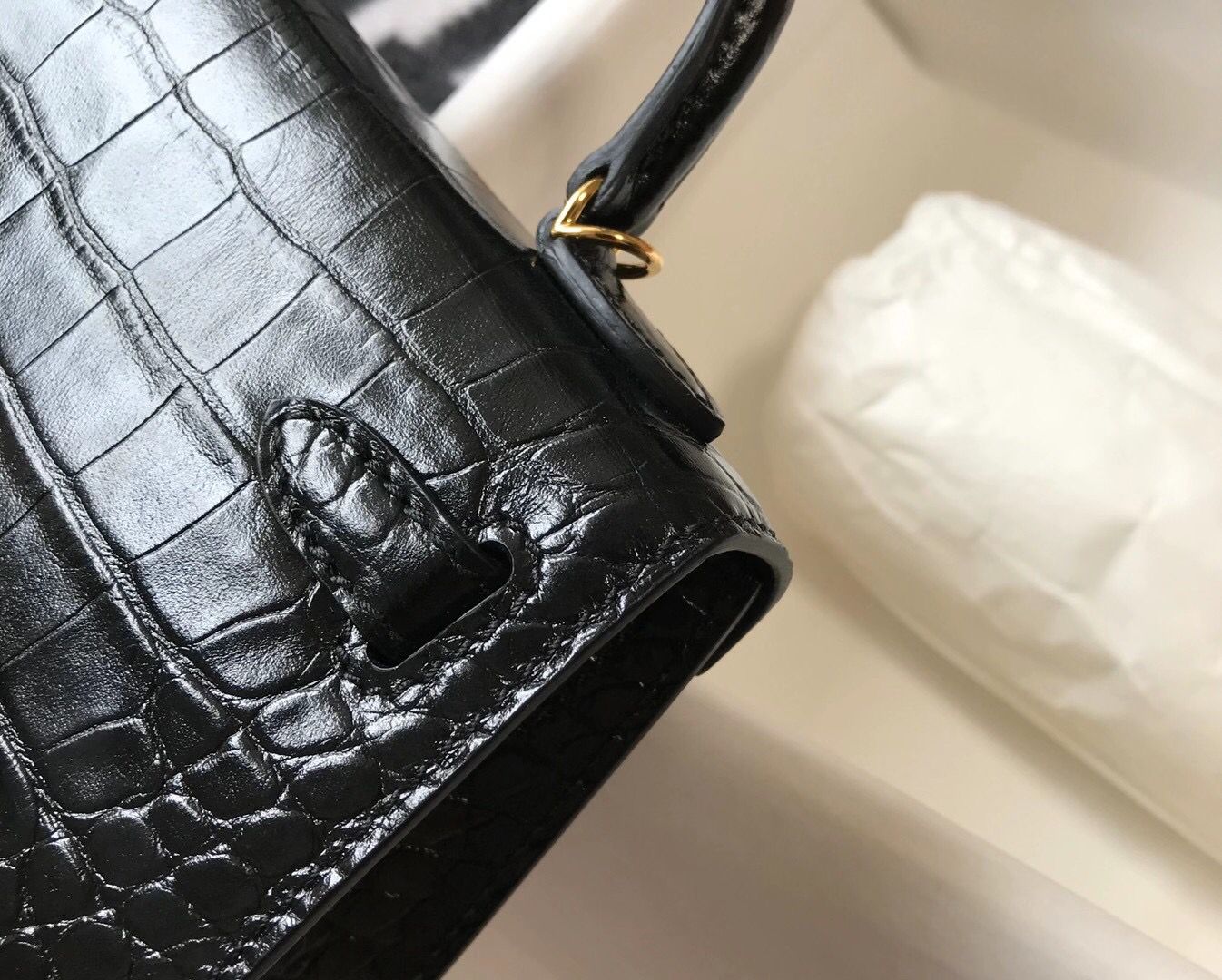 Hermes Kelly Mini II Bag In Black Embossed Crocodile Leather - Image 8