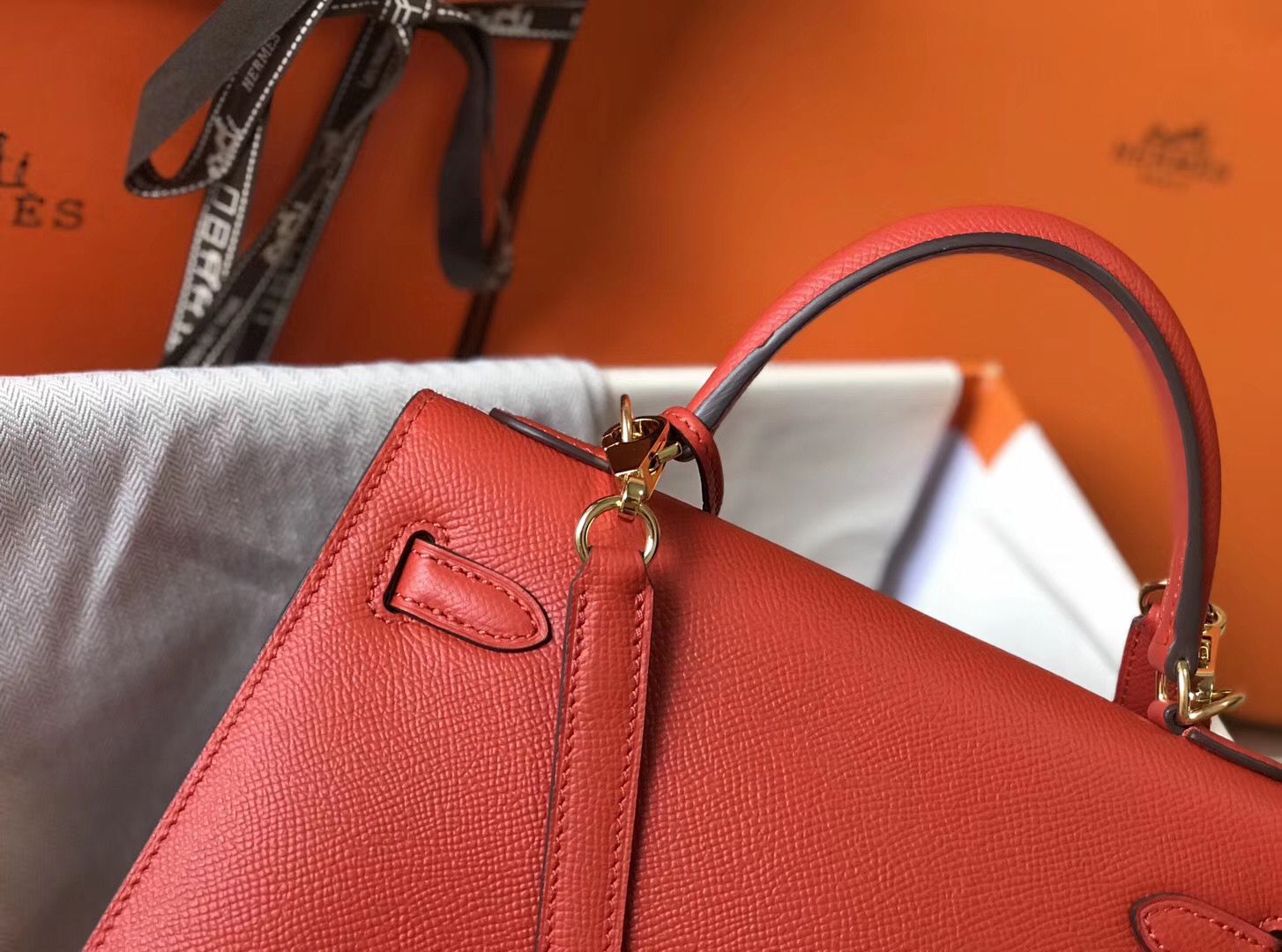 Hermes Kelly 25cm Sellier Bag In Piment Epsom Leather - Image 4