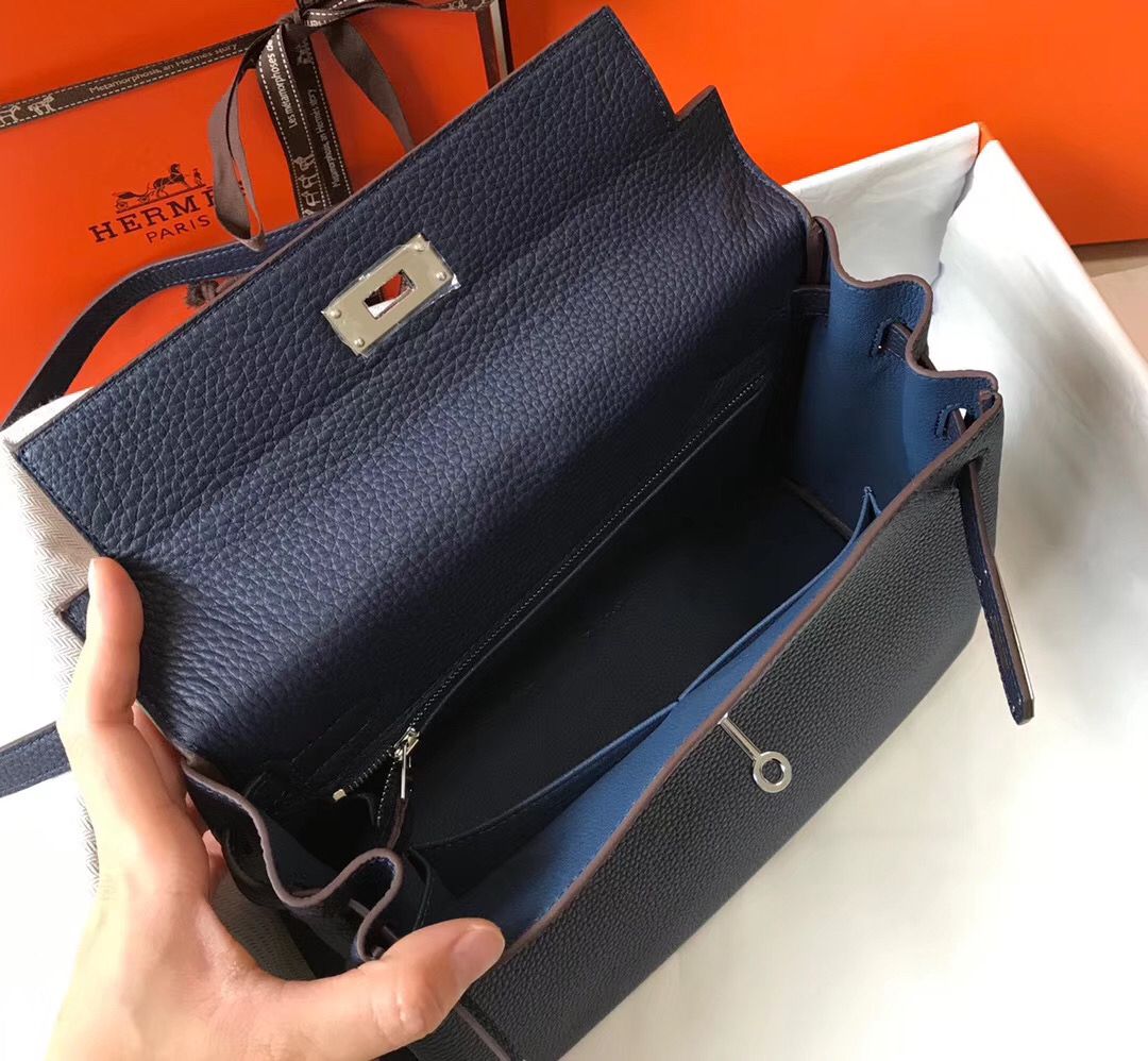 Hermes Kelly 32cm Bag In Dark Blue Clemence Leather PHW - Image 5