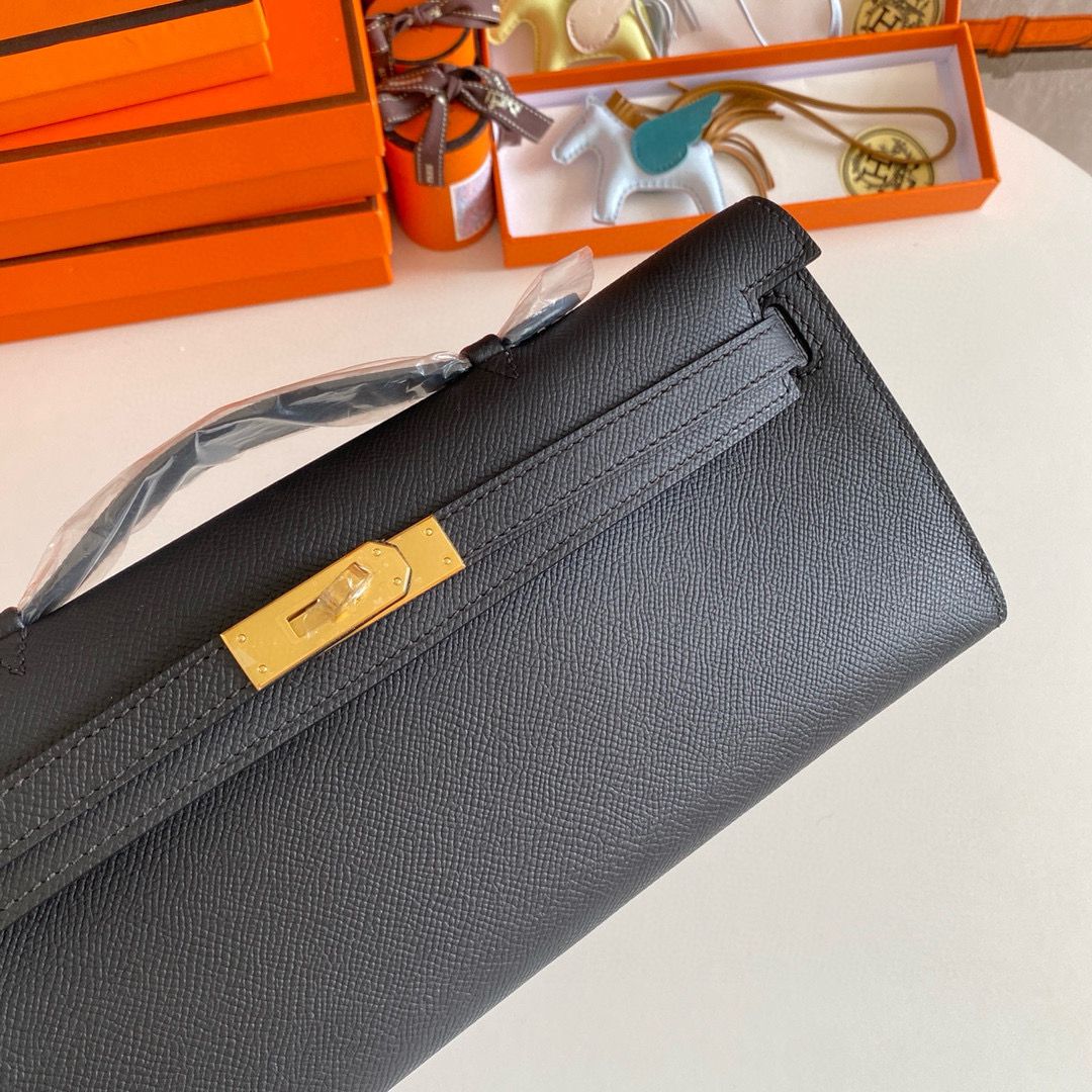 Hermes Kelly Cut Handmade Bag in Black Epsom Calfskin - Image 5
