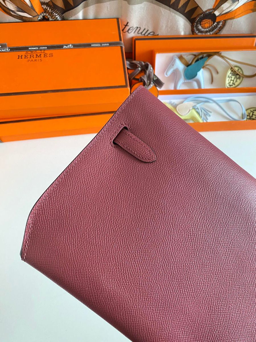Hermes Kelly Depeches 25 Pouch in Bordeaux Epsom Calfskin - Image 5