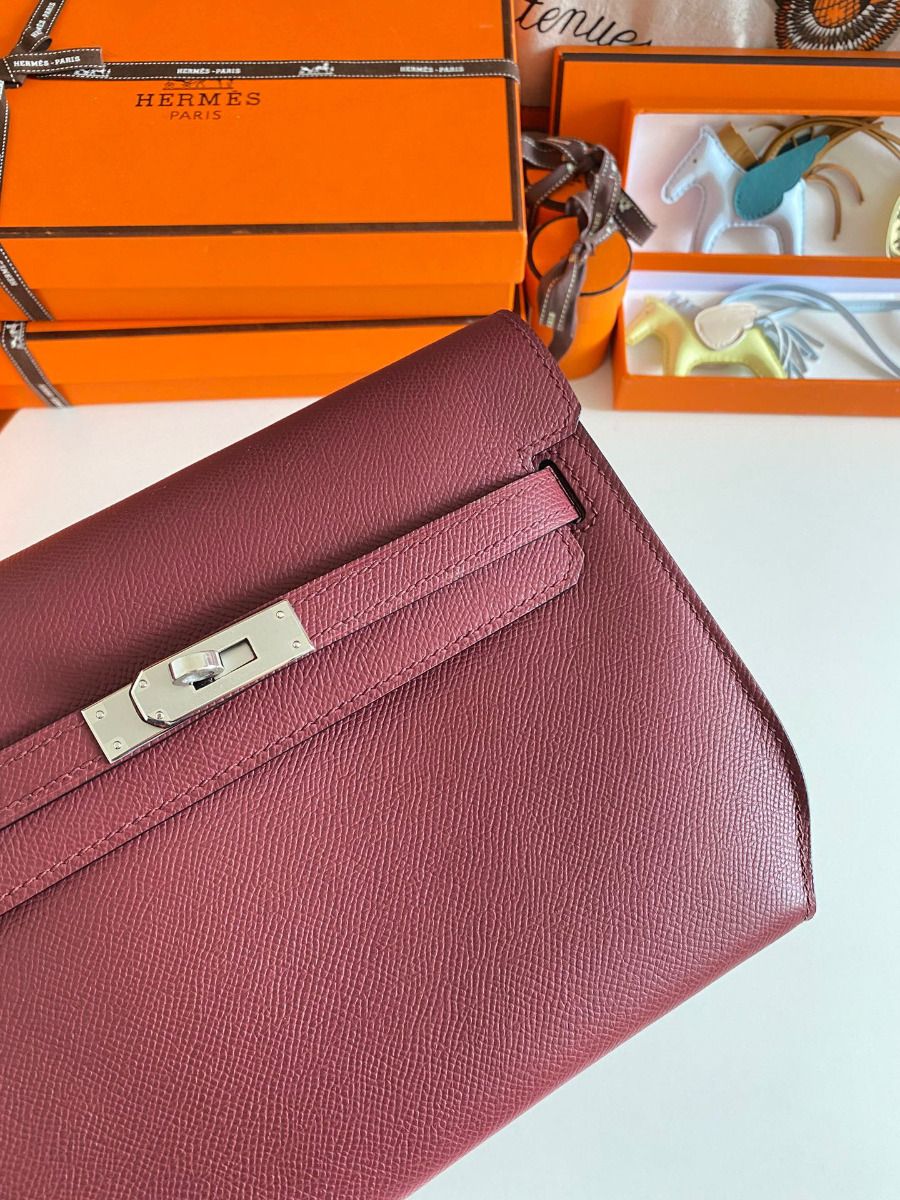 Hermes Kelly Depeches 25 Pouch in Bordeaux Epsom Calfskin - Image 6