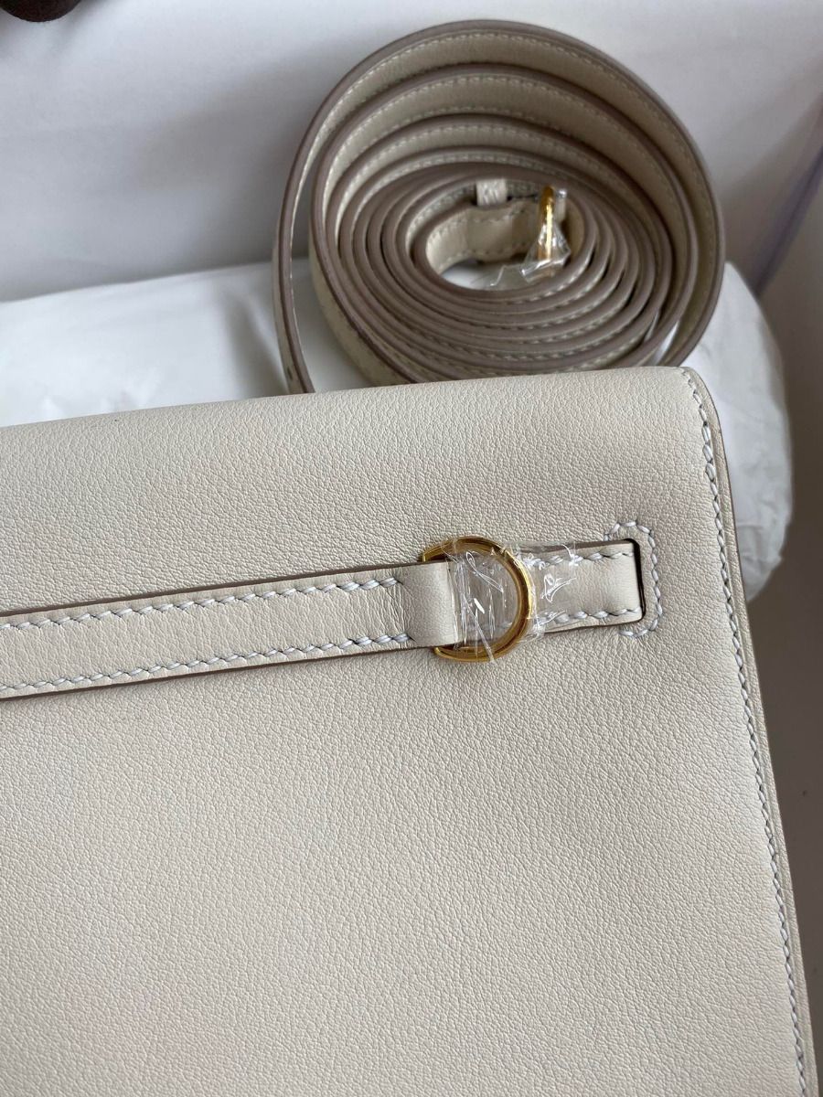 Hermes Kelly Danse II Bag In Craie Evercolor Calfskin - Image 5