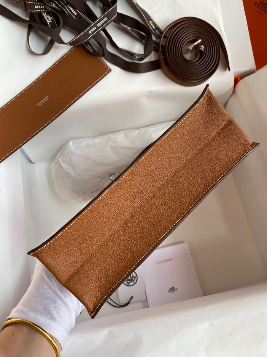 Hermes Kelly Danse II Bag In Gold Evercolor Calfskin - Image 4