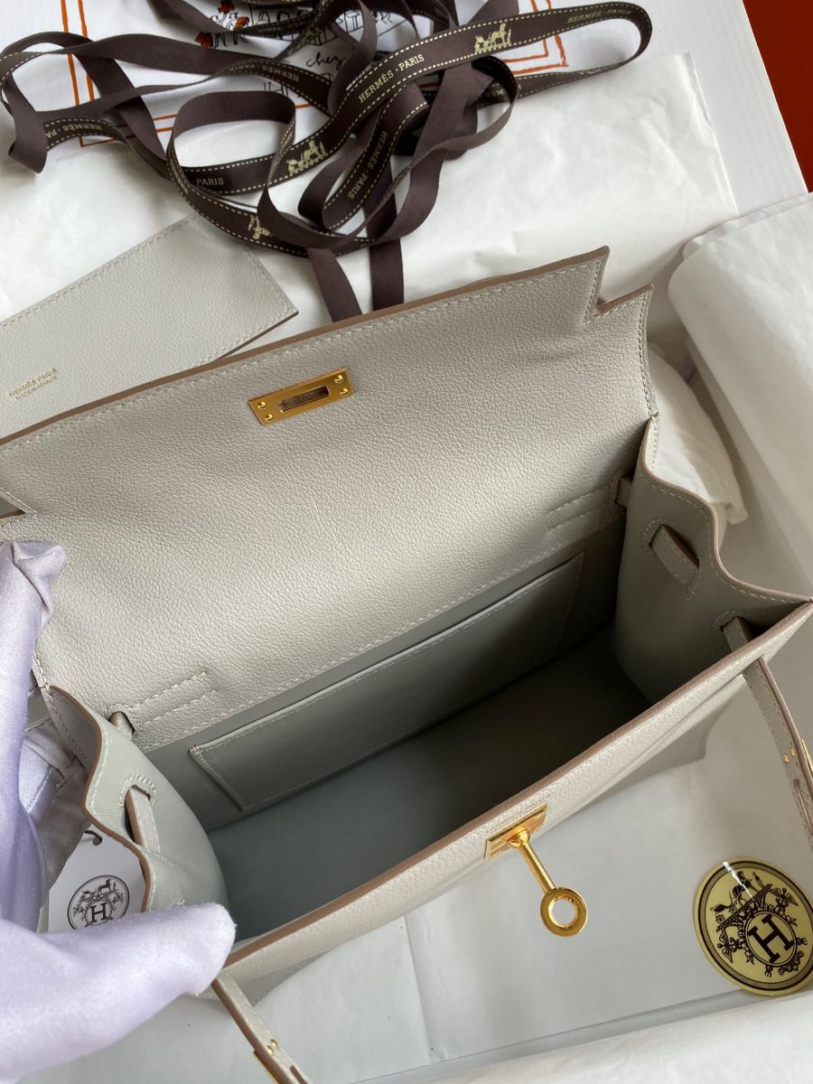 Hermes Kelly Danse II Bag In Pearl Grey Evercolor Calfskin - Image 9