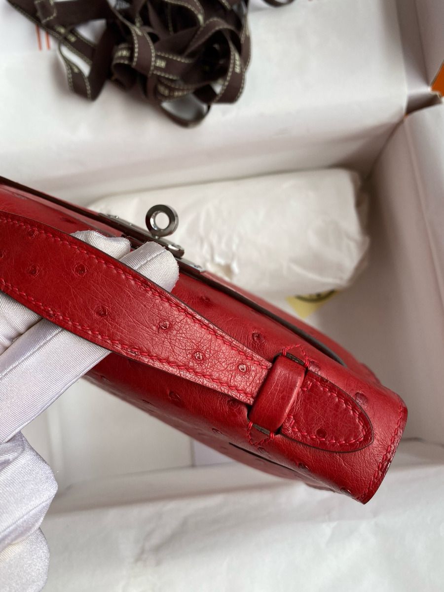 Hermes Kelly Pochette Handmade Bag In Red Ostrich Leather - Image 7