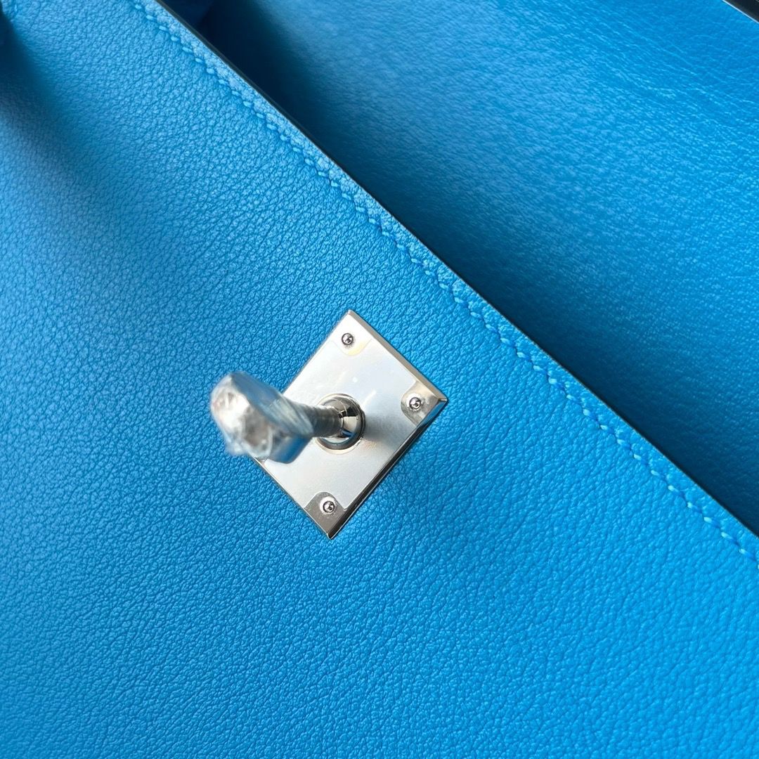 Hermes Kelly Pochette Handmade Bag In Blue Frida Swift Calfskin - Image 10