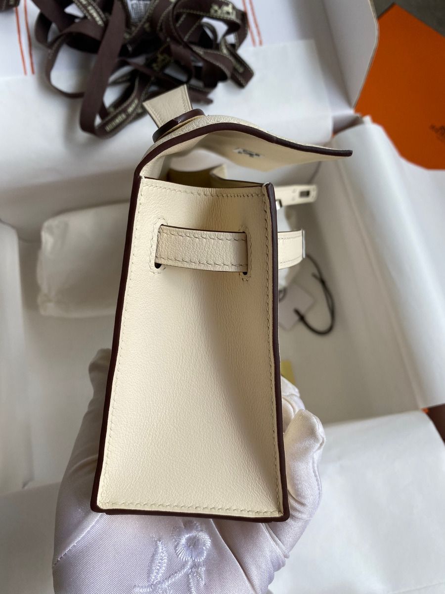 Hermes Kelly Pochette Handmade Bag In Nata Swift Calfskin - Image 8