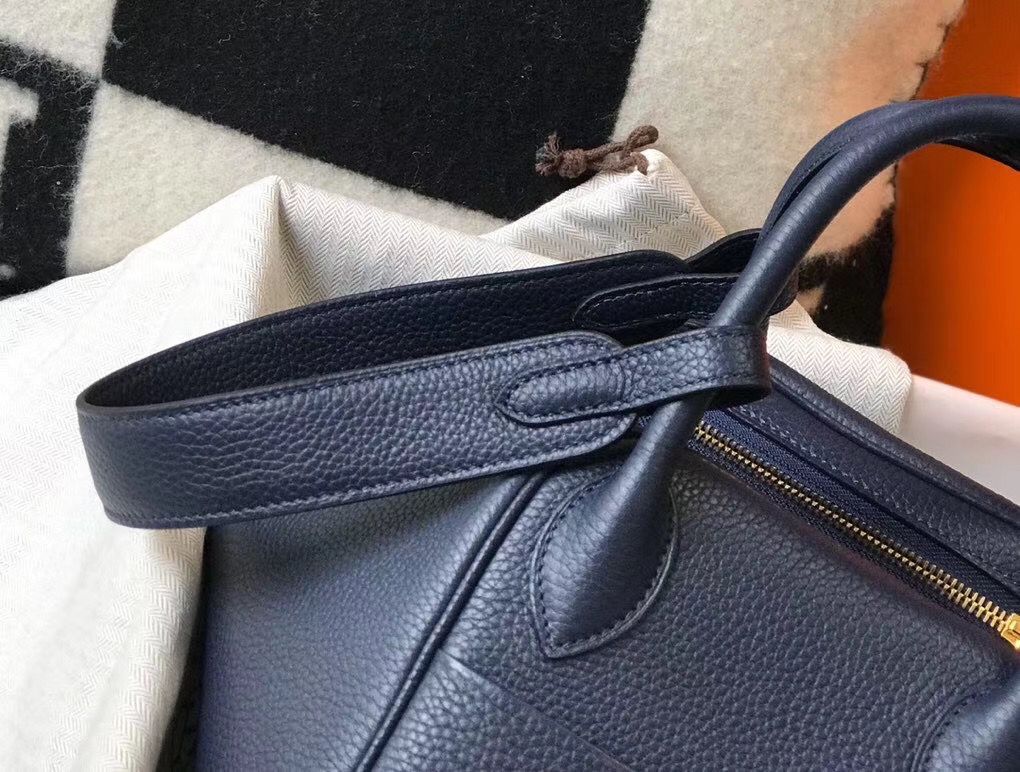 Hermes Lindy 30cm Bag In Navy Blue Clemence Leather GHW - Image 6