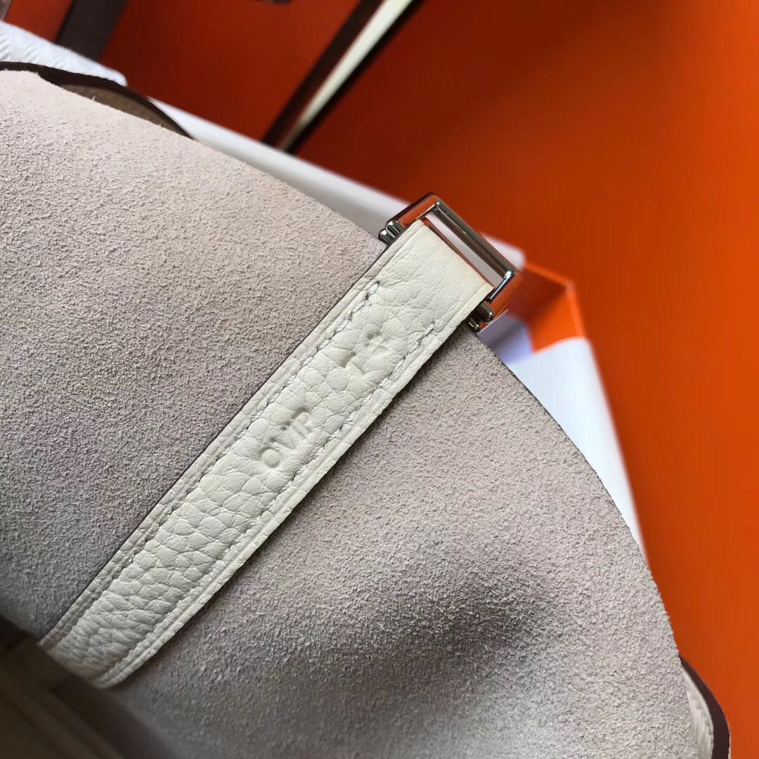 Hermes Picotin Lock 18 Bag In Beton Clemence Leather - Image 6
