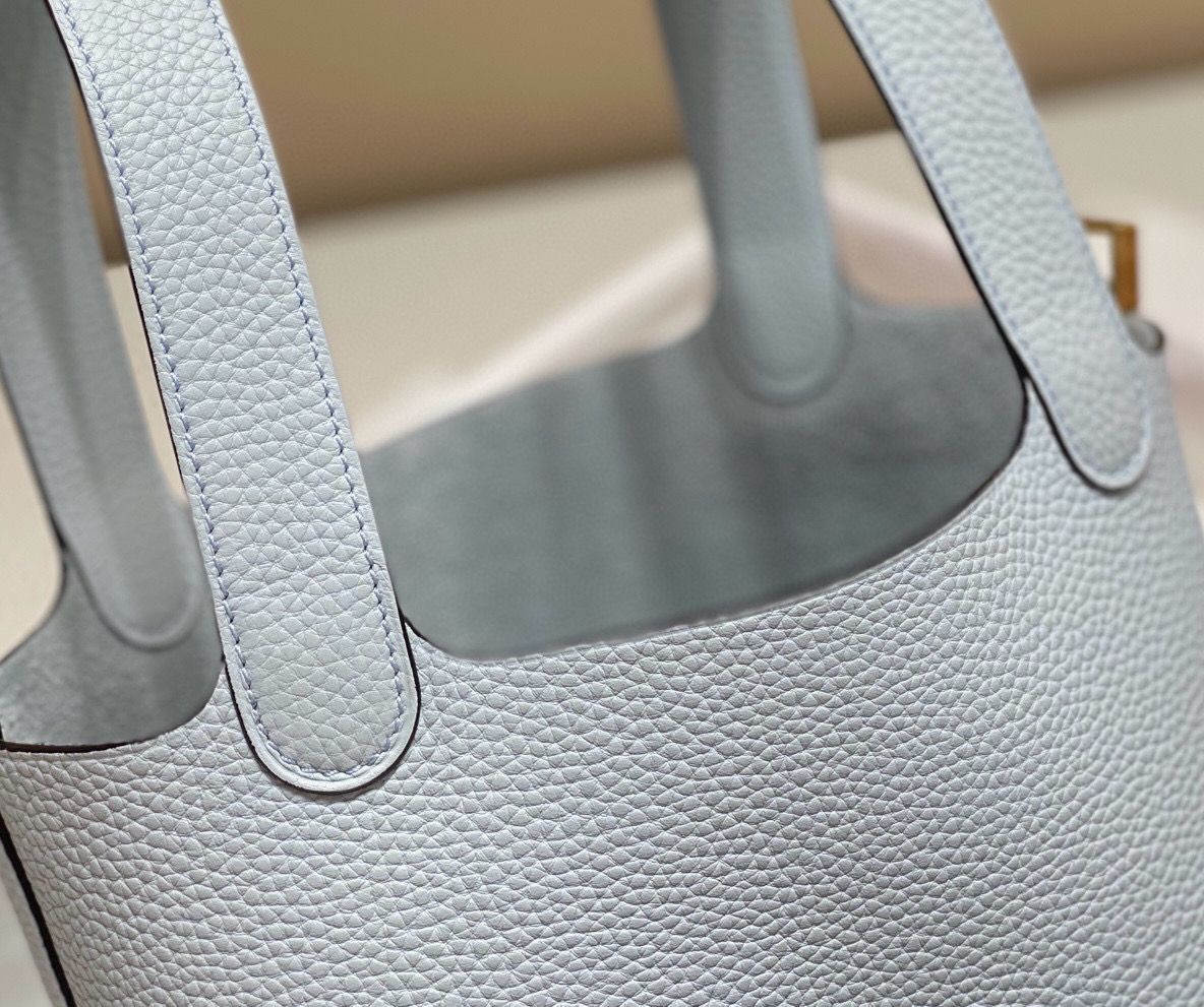 Hermes Picotin Lock 22 Bag In Blue Brume Clemence Leather - Image 8