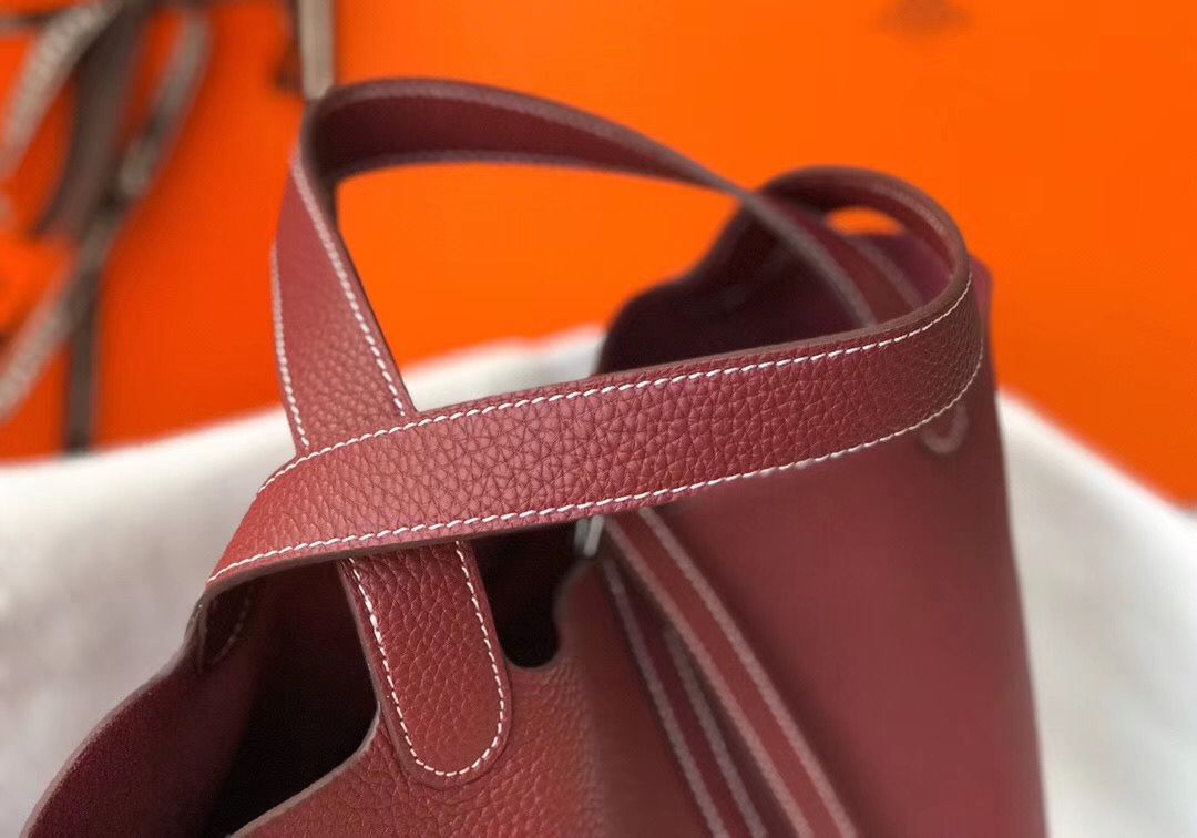 Hermes Picotin Lock 22 Bag In Bordeaux Clemence Leather - Image 5