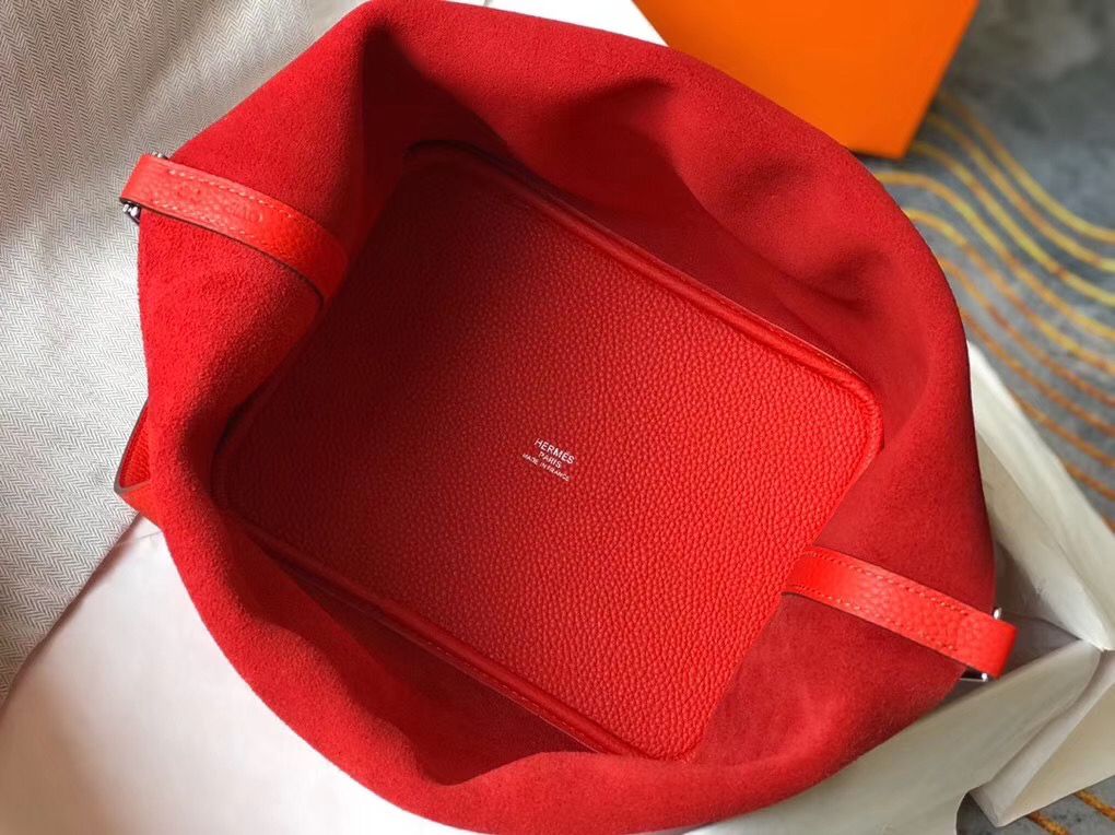 Hermes Picotin Lock 22 Bag In Red Clemence Leather - Image 9
