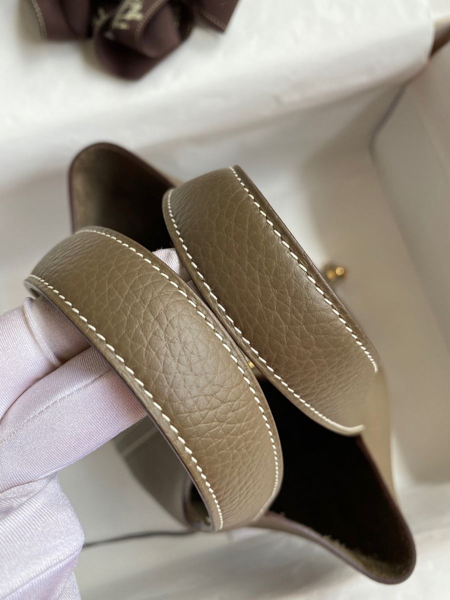 Hermes Picotin Lock 18 Handmade Bag in Taupe Clemence Leather - Image 6