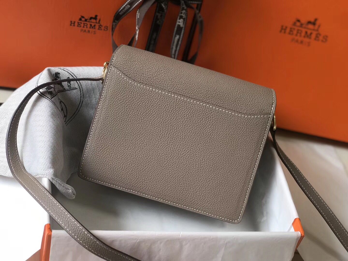 Hermes Mini Sac Roulis 18cm Bag In Grey Evercolor Calfskin - Image 3