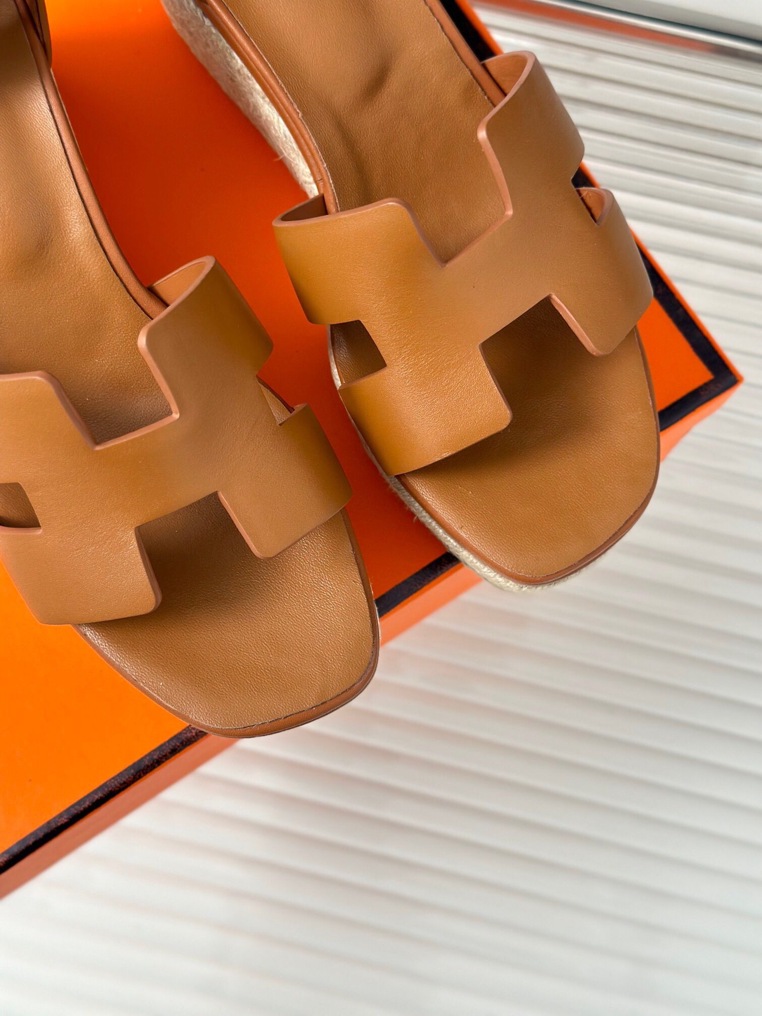 Hermes Elda Espadrilles in Brown Leather - Image 8